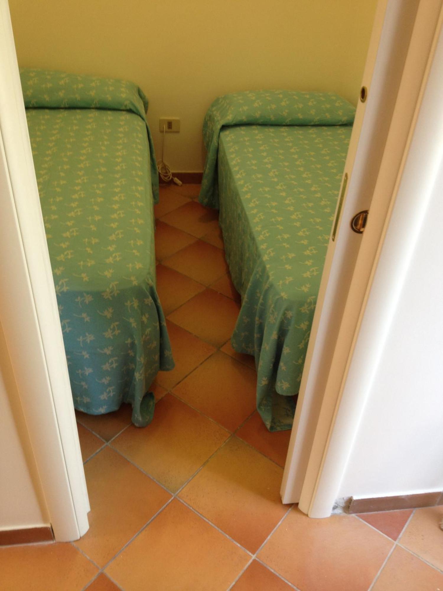 Villa Al Mare Baia Emiri Mazzaforno Чефалу Екстериор снимка